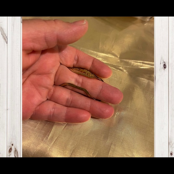 VINTAGE RING GOLD TONE / LIPSTICK HOLDER - Picture 6 of 8